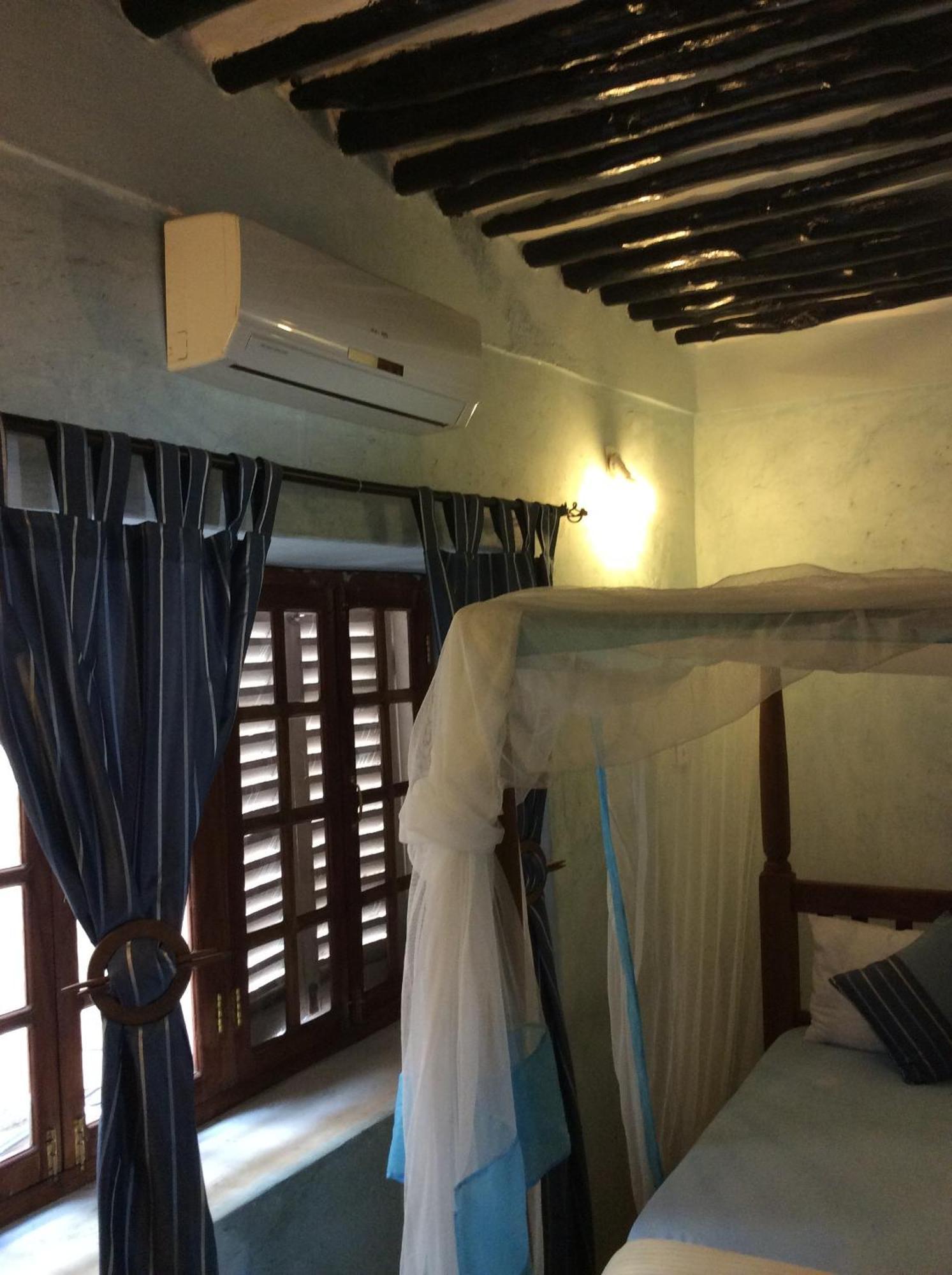 Kiponda B&B Zanzibar Bagian luar foto